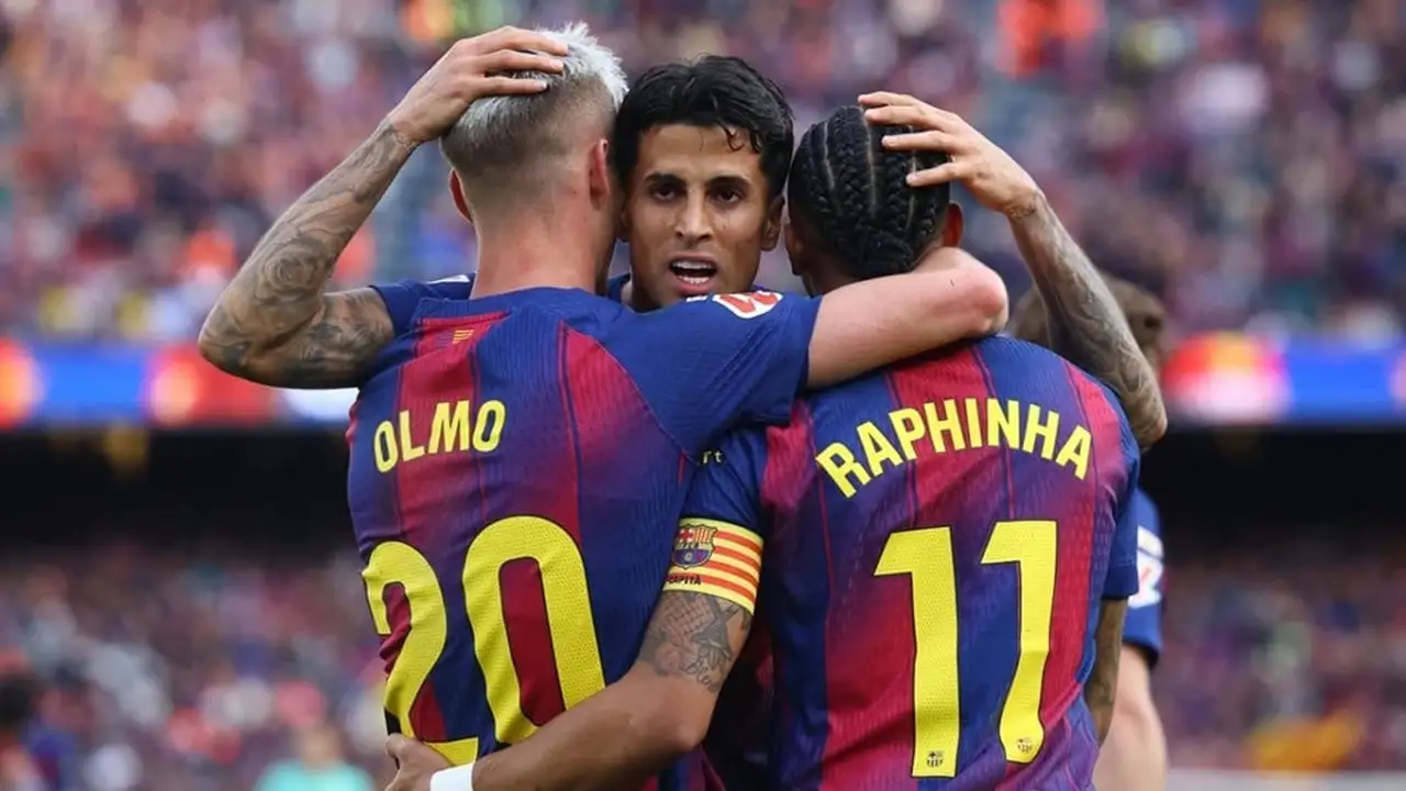 برشلونة يحسم مواجهة كبرى ومانشستر يونايتد يواصل صدارة الدوري الإنجليزي الممتاز